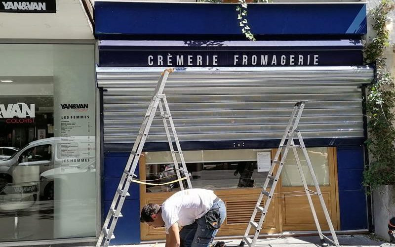 Déblocage rideau métallique 77 : dépannage en urgence